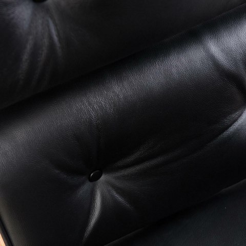 Fotel biurowy VIP czarna skóra,orzechowy fornir Fotel biurowy VIP czarna skóra,orzechowy fornir