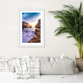 Plakat w białej ramie - Ocean i skały