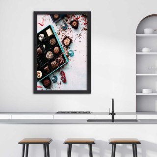 Plakat w czarnej ramie - Kolorowe pralinki