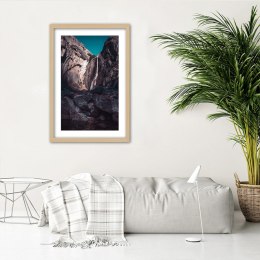 Plakat w drewnianej ramie - Wodospad wśród wysokich skał