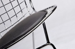 METALOWE CHROMOWANE KRZESŁO LOFT, INDUSTRIALNE, KRATA, Z PODUSZKĄ DO SALONU