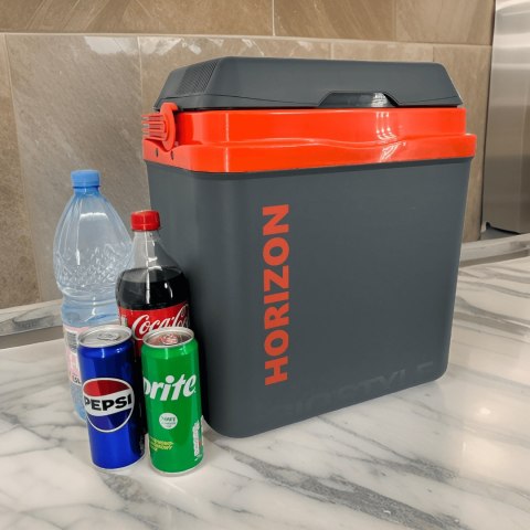 Lodówka turystyczna 20L KAMAI HORIZON, elektryczna 12/230V, kolor antracytowy z czerwonym akcentem Lodówka turystyczna 20L KAMAI HORIZON, elektryczna 12/230V, kolor antracytowy z czerwonym akcentem