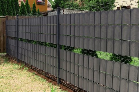 Taśma ogrodzeniowa ROLKA 26mb BASIC 19cm PROTECTO GRAFIT Taśma ogrodzeniowa ROLKA 26mb BASIC 19cm PROTECTO GRAFIT