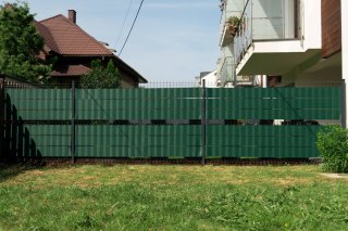 TAŚMA OGRODZENIOWA FORTEZZA, PP, 4,75CM, 50M, ZIELONA, RAL 6005, 1,3MM, UV