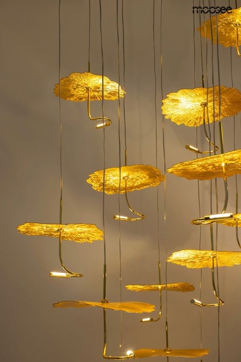 LAMPA WISZĄCA MOOSEE AURA, ZŁOTA, LED, NOWOCZESNA, DO SALONU, KASKADOWA