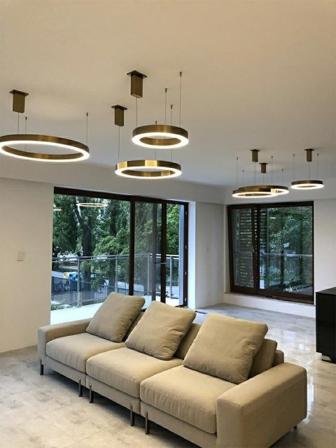 LAMPA WISZĄCA LED RING 80CM ZŁOTA AURELIA, NOWOCZESNA, DO SALONU, 50W