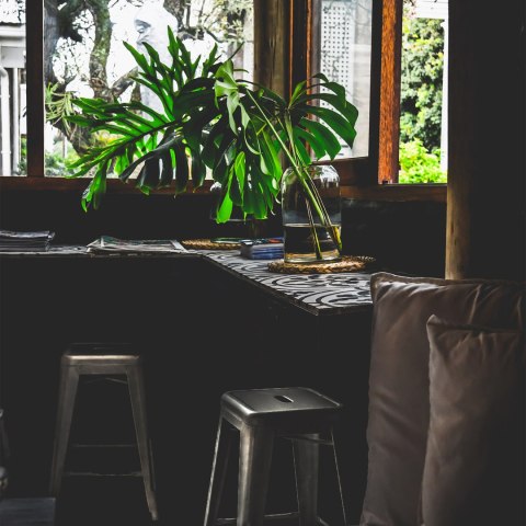 METALOWY HOKER ARTPRO LOFT, INDUSTRIALNY STOŁEK BAROWY, DO KUCHNI, 66 CM