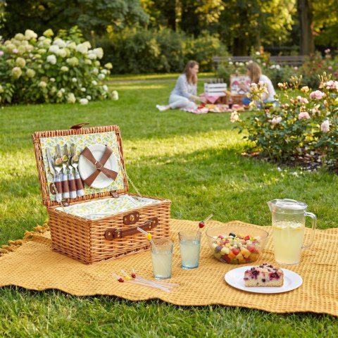 Kosz piknikowy dla czterech osób
