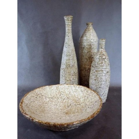 Talerz Dekoracyjny Kamienny Popękany w Prążki Kremowy 30x8cm