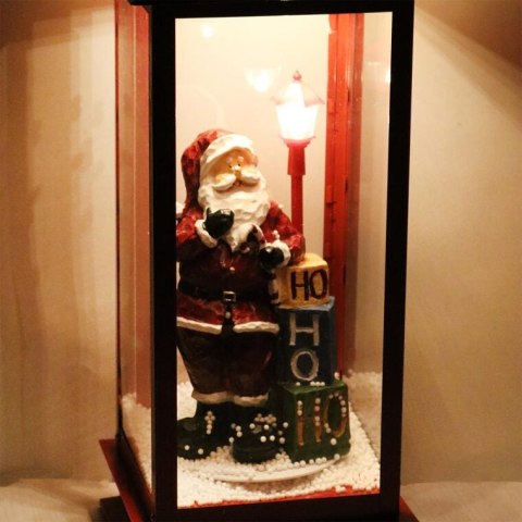 LATARNIA ŚWIĄTECZNA NOELVIK, WIRUJĄCY ŚNIEG, LED, MELODIE, MIKOŁAJ, 48CM