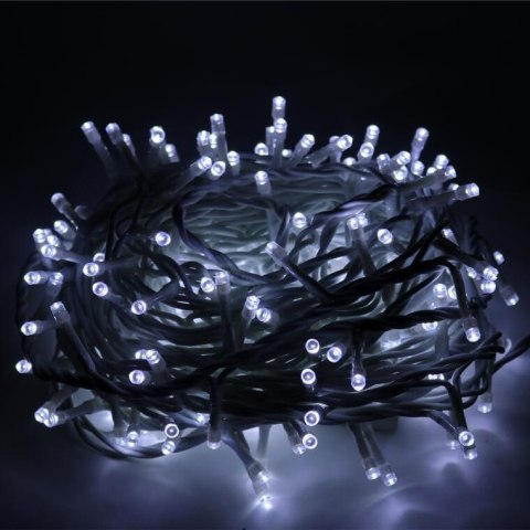Lampki choinkowe 200 led zimny biały wewnętrzne biały kabel (białe opakowanie)